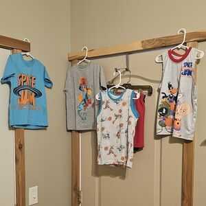 Space Jam LOT 5/6/7 4 Shirts & 2 Pair Of Shorts